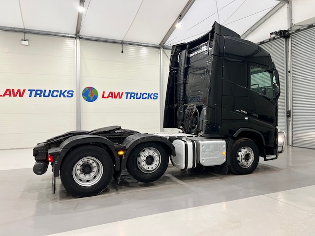 Volvo FH 500 6×2 Midlift Tractor Unit Safari Edition