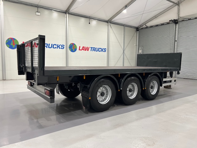 Montracon Tri Axle Flatbed Drawbar Trailer