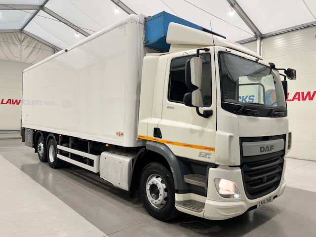 DAF CF 290 6×2 Rear Steer Fridge Box