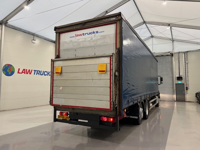 Mercedes Actros 2530 6×2 Day Cab Curtainsider