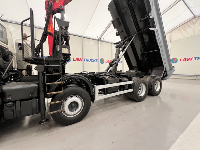 DAF CF 400 8×4 Day Cab Steel Tipper Grab
