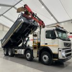 Volvo FM 370 8×4 Steel Tipper Grab - thumbnail