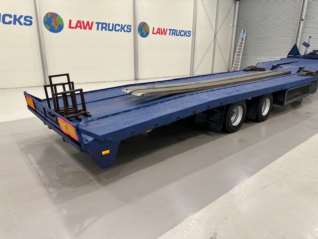 Southfields Tandem Axle Caravan Carrier Lowloader