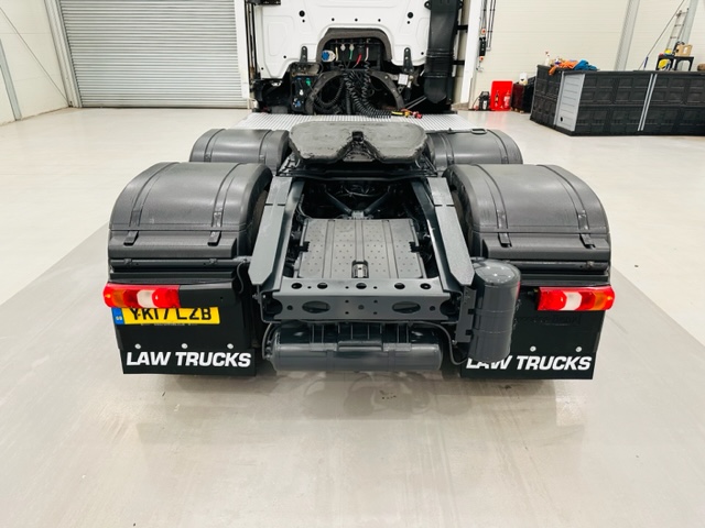 Mercedes Actros 2543 6×2 Midlift Tractor Unit
