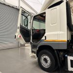 DAF CF 330 6×2 Rear Lift Sleeper Cab Curtainsider - thumbnail