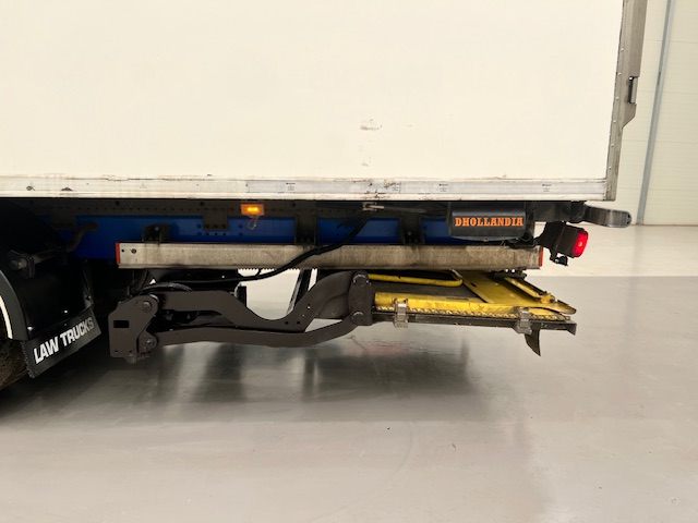 Scania P250 4×2 Sleeper Cab Fridge Box
