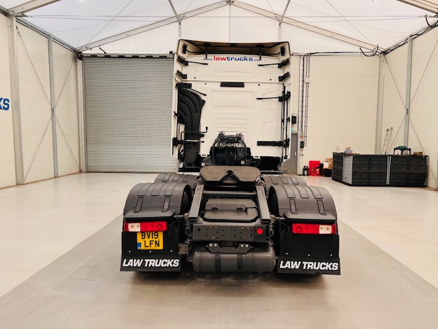 Renault T460 6×2 Midlift Tractor Unit