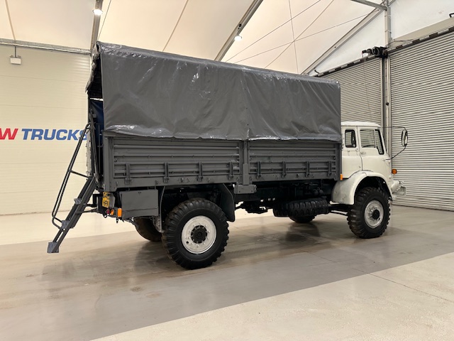 Bedford MJ 330 4×4 Cargo Truck