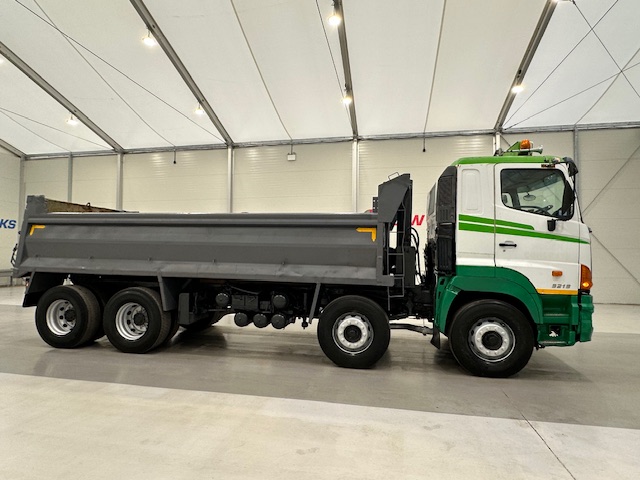 Hino 3241 700 8×4 Sleeper Cab Steel Tipper
