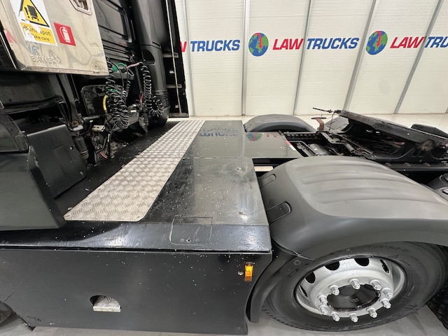 DAF XF 510 6×2 Midlift Tractor Unit