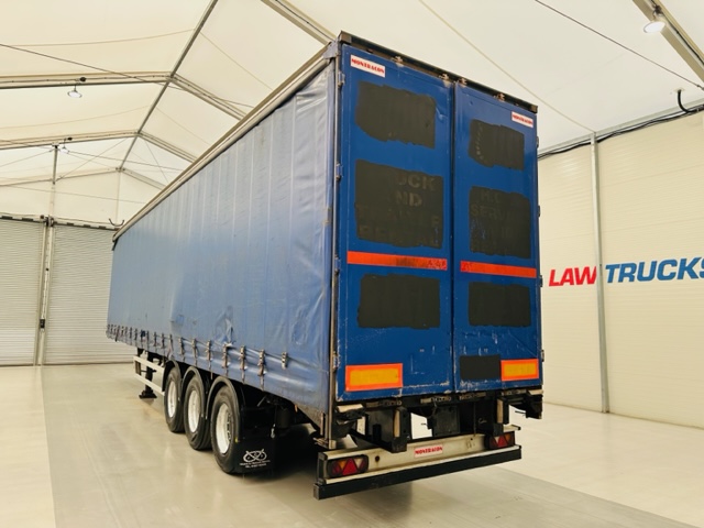 Montracon Tri Axle Curtainsider Trailer
