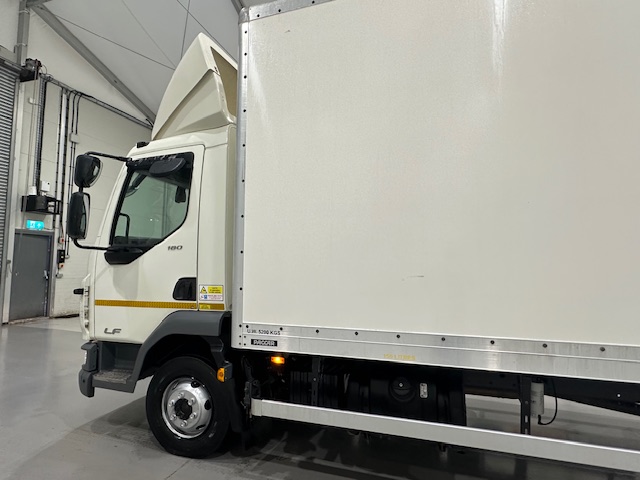 DAF LF 180 4×2 Day Cab Box Van