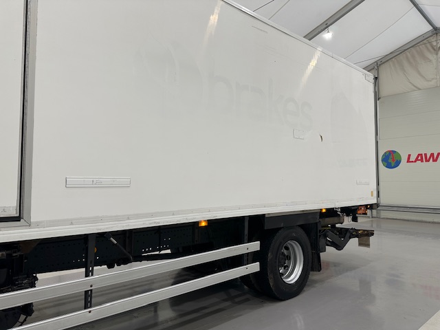 Mercedes Axor 1824 Day Cab Fridge Box