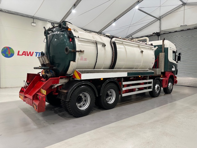 Scania R420 8×4 Highline Vacuum Tanker