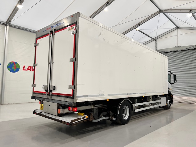 Mercedes Antos 1827 Day Cab Fridge Box