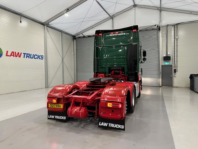 DAF XF 460 6×2 Rear Lift Tractor Unit Manual