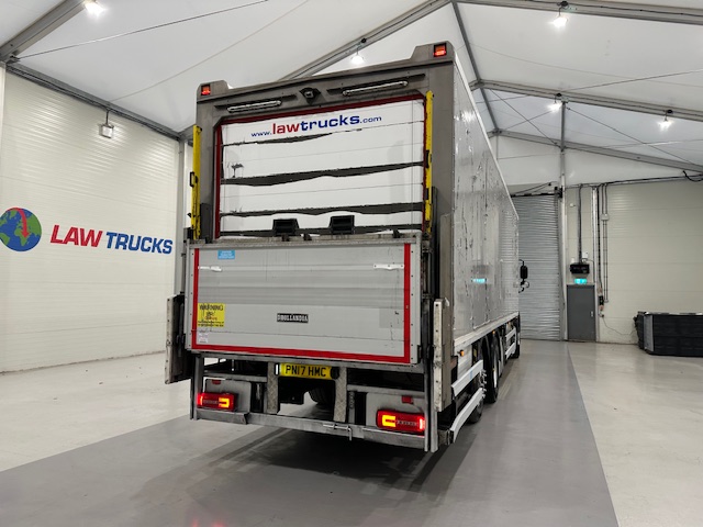 DAF CF 330 Rear Lift Day Cab Fridge Box