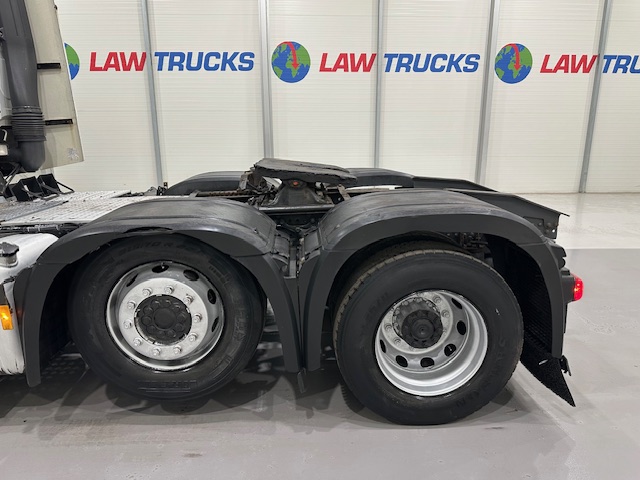 Mercedes Actros 2545 6×2 Midlift Tractor Unit