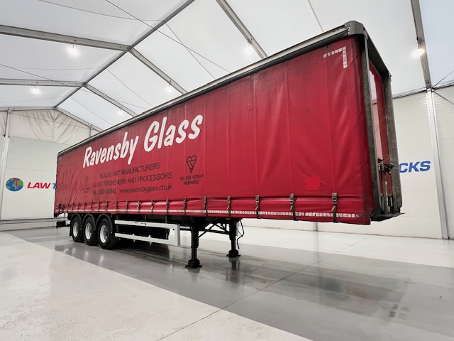 Montracon Tri Axle 4.2m Curtainsider Trailer Moffat Brackets