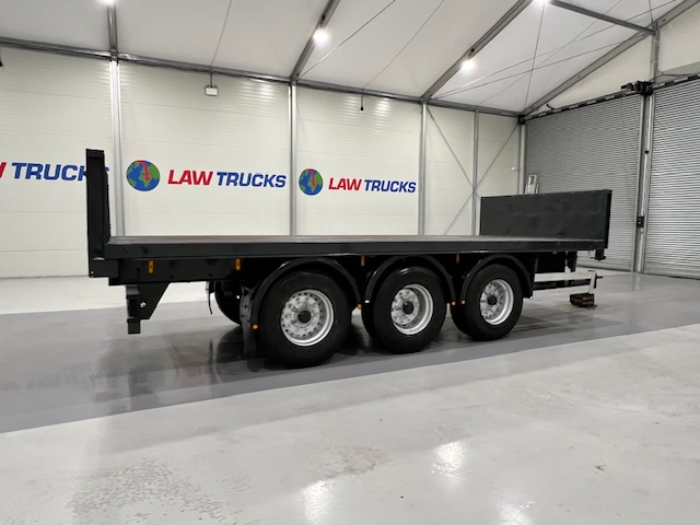 Montracon Tri Axle Flatbed Drawbar Trailer