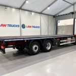 Volvo FM 330 6×2 Rear Lift Sleeper Cab Flatbed - thumbnail
