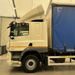 DAF CF 330 6×2 Rear Lift Sleeper Cab Curtainsider - thumbnail