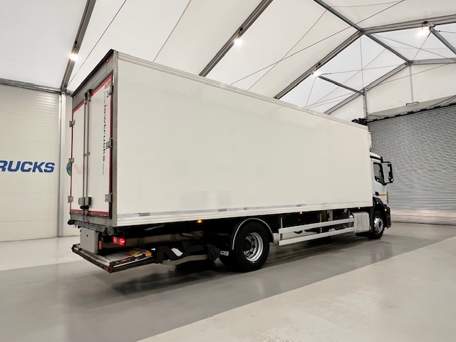 Mercedes Antos 1827 Day Cab Fridge Box