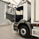 Mercedes Axor 1824 Day Cab Box Van - thumbnail