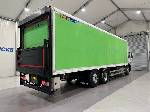Scania P280 6×2 Rear Lift Day Cab Fridge Box
