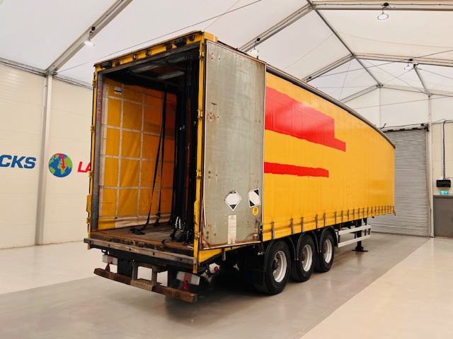 Don Bur Tri Axle Curtainsider Trailer