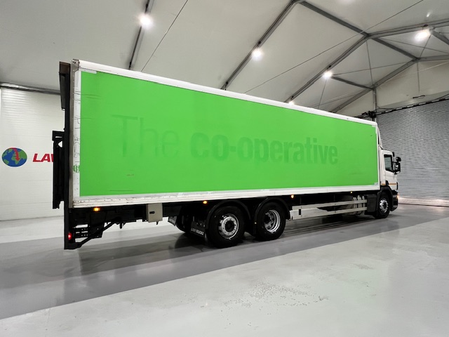 Scania P280 6×2 Rear Lift Day Cab Fridge Box Manual