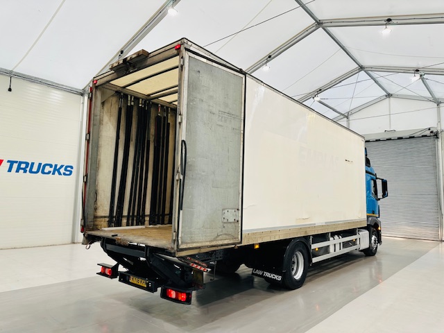 Mercedes Actros 1830 Sleeper Curtainsider Box Van