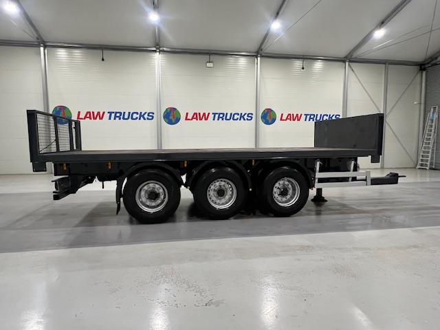 Montracon Tri Axle Flatbed Drawbar Trailer