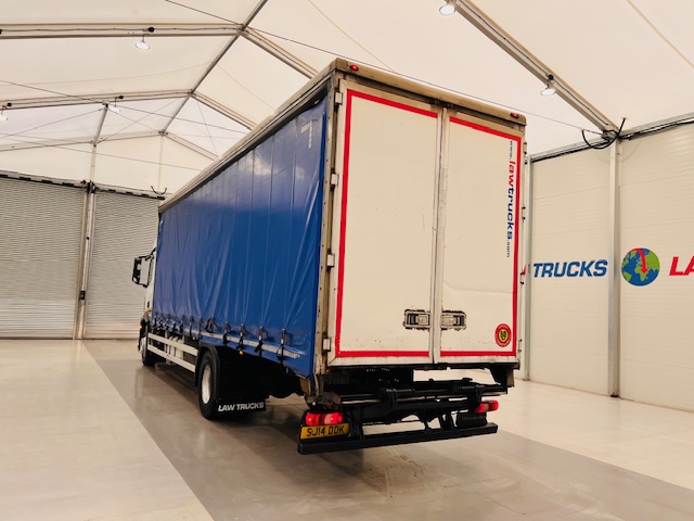 Mercedes Actros 1830 Sleeper Cab Curtainsider