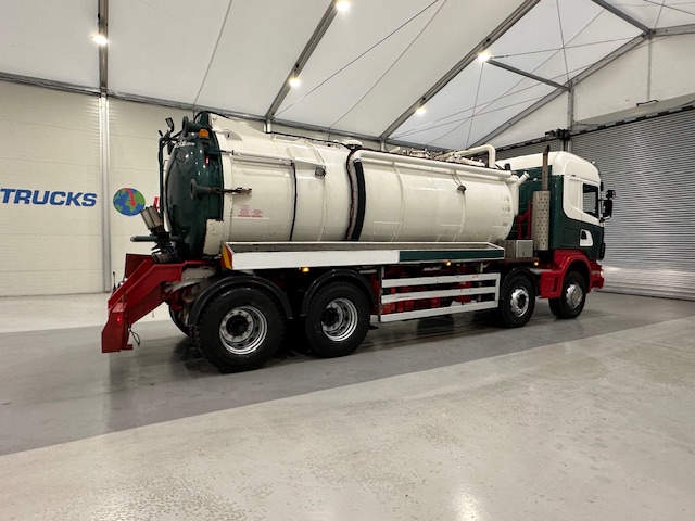 Scania R420 8×4 Highline Vacuum Tanker
