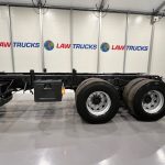 Volvo FM12 340 8×4 Day Cab Chassis Cab - thumbnail