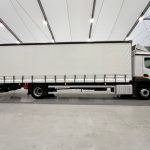 Mercedes Actros 1824 Day Cab Curtainsider - thumbnail