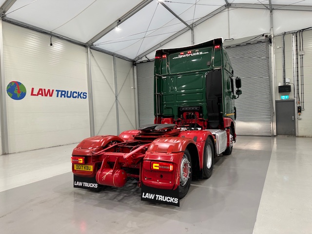 DAF XF 460 6×2 Rear Lift Tractor Unit Manual