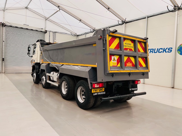 DAF CF 400 8×4 Day Cab Tipper