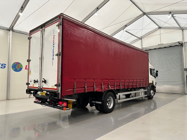 Scania P250 4×2 Sleeper Cab Curtainsider