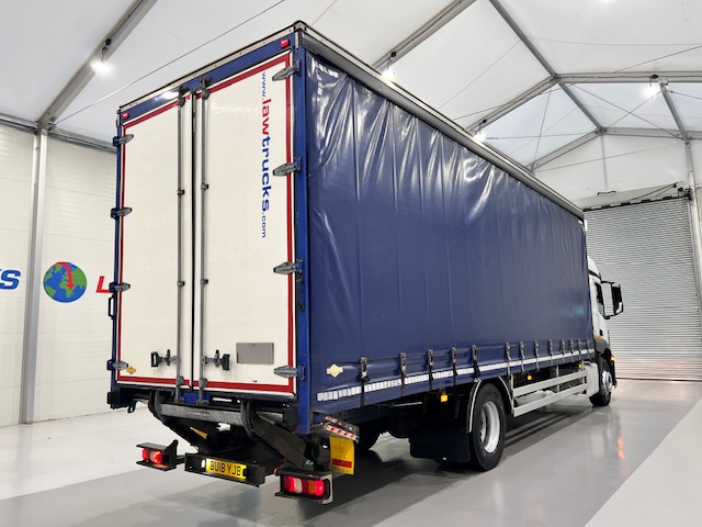 Mercedes Actros 1824 Sleeper Cab Curtainsider
