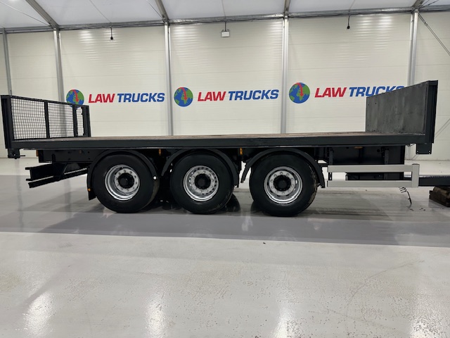 Montracon Tri Axle Flatbed Drawbar Trailer