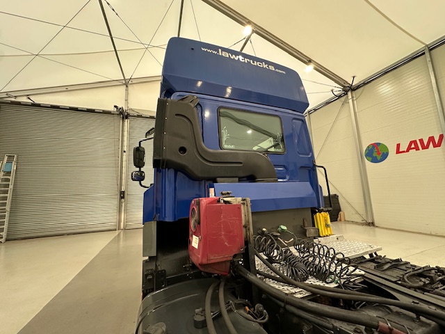 DAF CF85 410 6×2 Midlift Tractor Unit