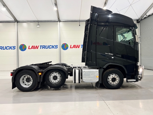 Volvo FH 500 6×2 Midlift Tractor Unit Safari Edition