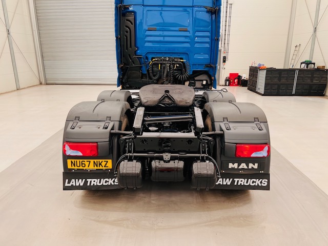 MAN TGX 26.420 6×2 Midlift Tractor Unit