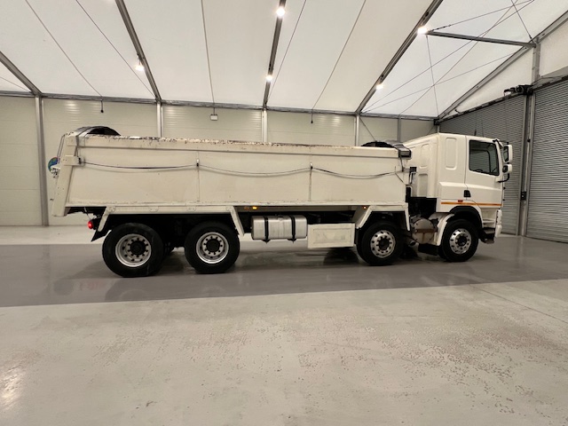 DAF CF85 360 8×4 Sleeper Cab Tipper Manual