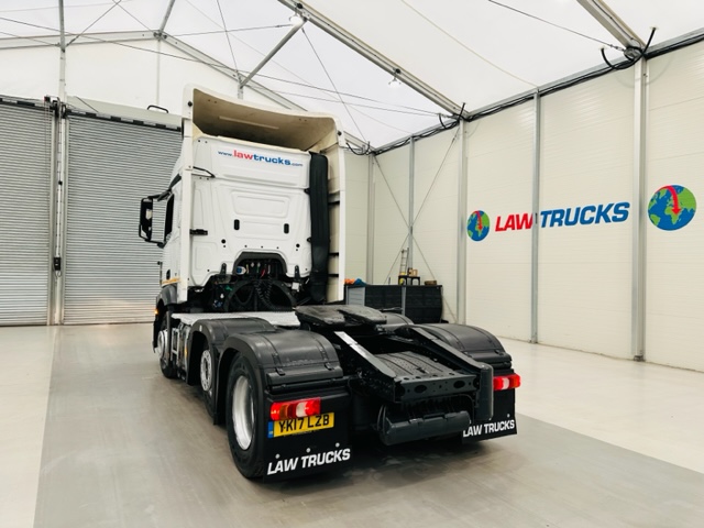 Mercedes Actros 2543 6×2 Midlift Tractor Unit