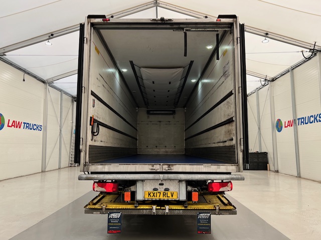 Scania P250 4×2 Sleeper Cab Fridge Box