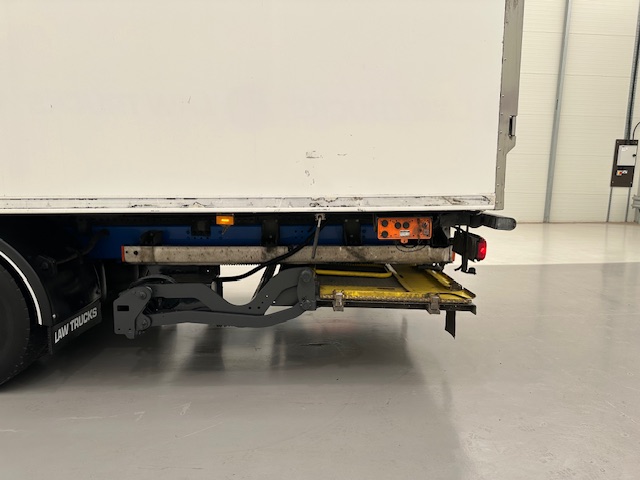 Scania P250 4×2 Sleeper Cab Fridge Box