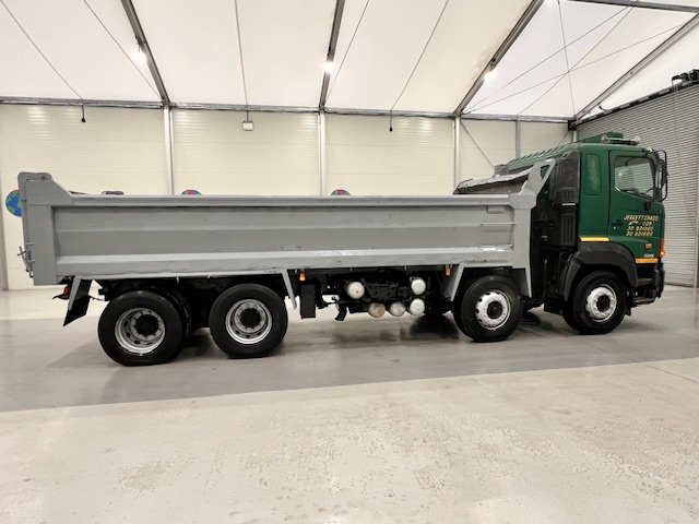 Hino 3241 700 8×4 Sleeper Cab Steel Tipper